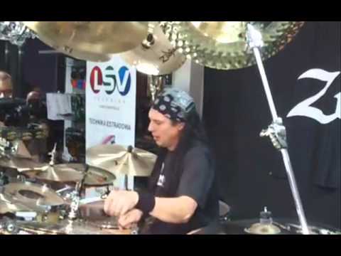 Volbeat interview -- Mike Mangini drum solo -- Sol Invicto (Deftones) hit the studio -- Crosses tour