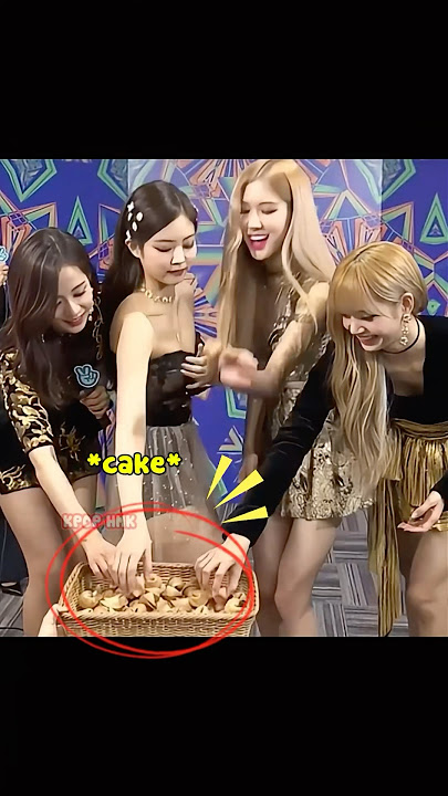 The First Time Rosé Refused A Dish 🤣 #blackpink #lisa #jisoo #jennie #rose #shorts #kpop