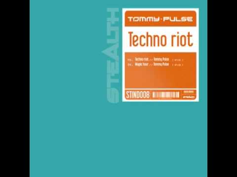 Tommy Pulse - Magic Hour