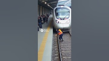 “He Jumped Onto the Tracks… Just Seconds Before the Train Hit.”
