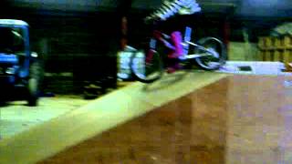 VID-20120318-00071.3GP