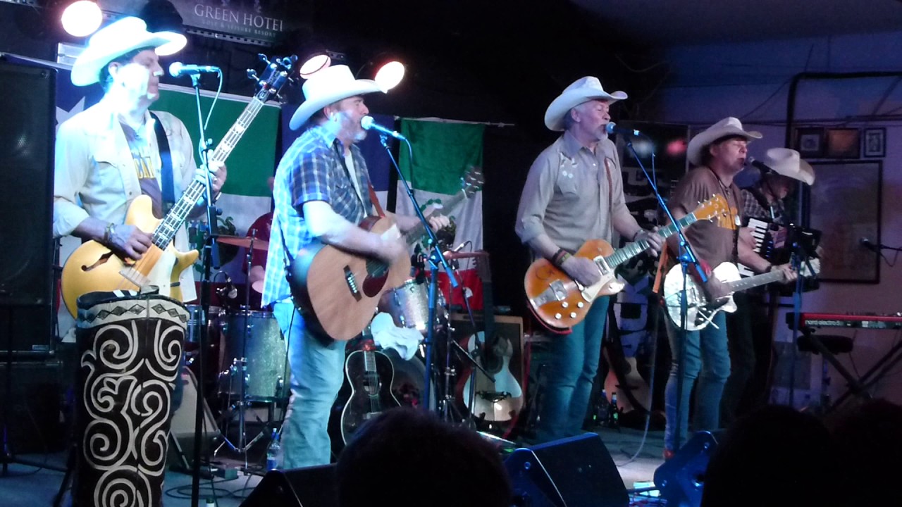 Los Pacaminos - Ain't got no home....