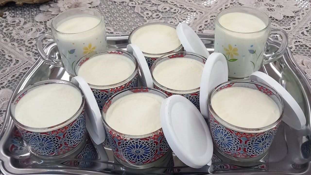 زبادى للسحور عملت ب كيلو ونص 8 كوبية زبادى