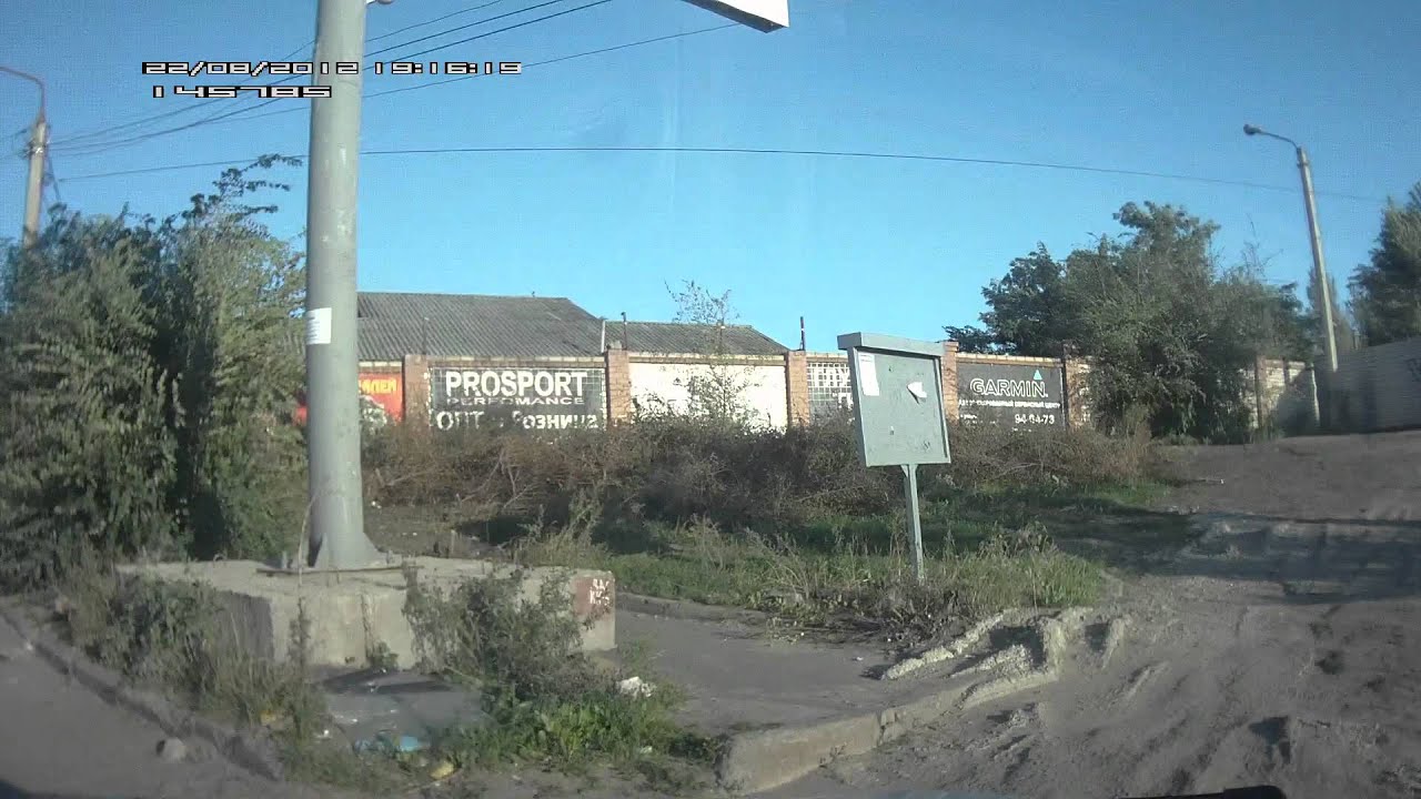 В шиномонтаже забыли закрутить колесо - YouTube