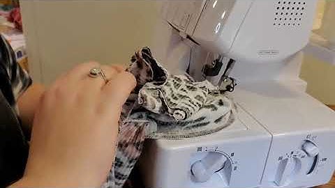 How To Make A Bell Sleeve Hibiscus Top | Video Tutorial