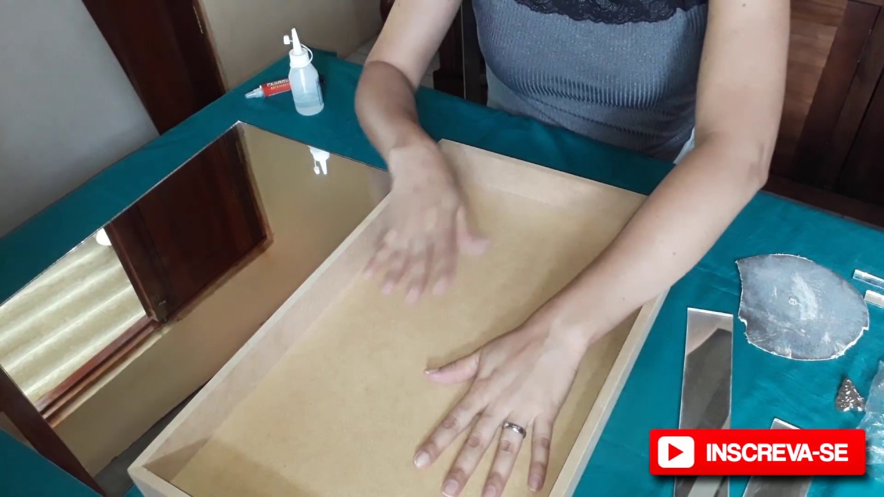 COMO FAZER UMA  BANDEJA ESPELHADA