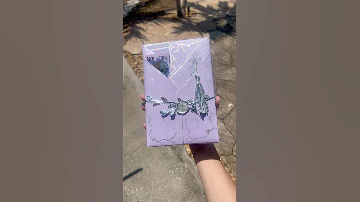 Book wrapping ASMR 📚#dystopianbooks #booktubetbr #asmrvideo #blinddatewithabook