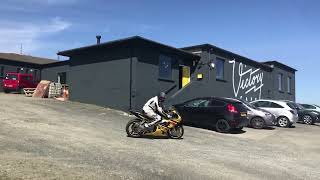 Fat bloke on a Gixxer leaving Victory Cafe at The Bungalow I.O.M #shorts