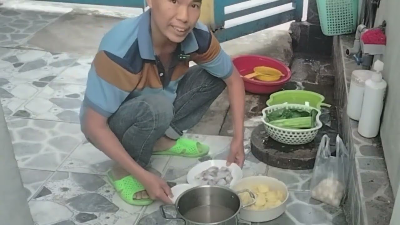 BỮA CƠM MANG HƯƠNG VỊ QUE HƯƠNG 