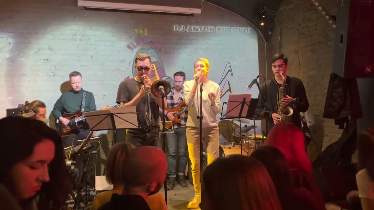 Натали Файзулина - Ирина Отиева - Кто виноват @ Union Bar Jam (IMG 3992)