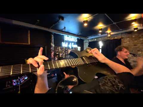 Plug in Baby Muse - Kontra Cover Live at Dingwalls Camden