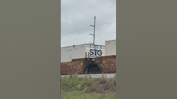 CSX 5430 ES40DC leads an intermodal train northbound on the W & A subdivision in Smyrna, Ga!!