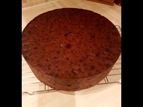 how-to-make-a-traditional-british-christmas-cake---part-1