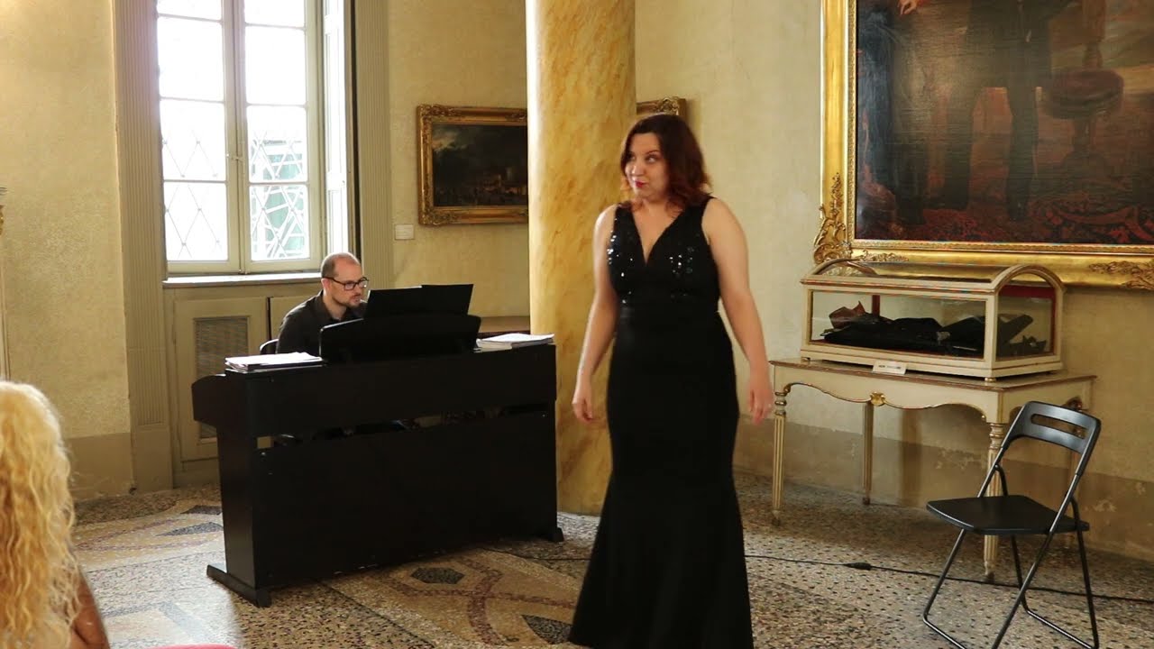 Elena Bresciani Vocal Method, image size:1280x720