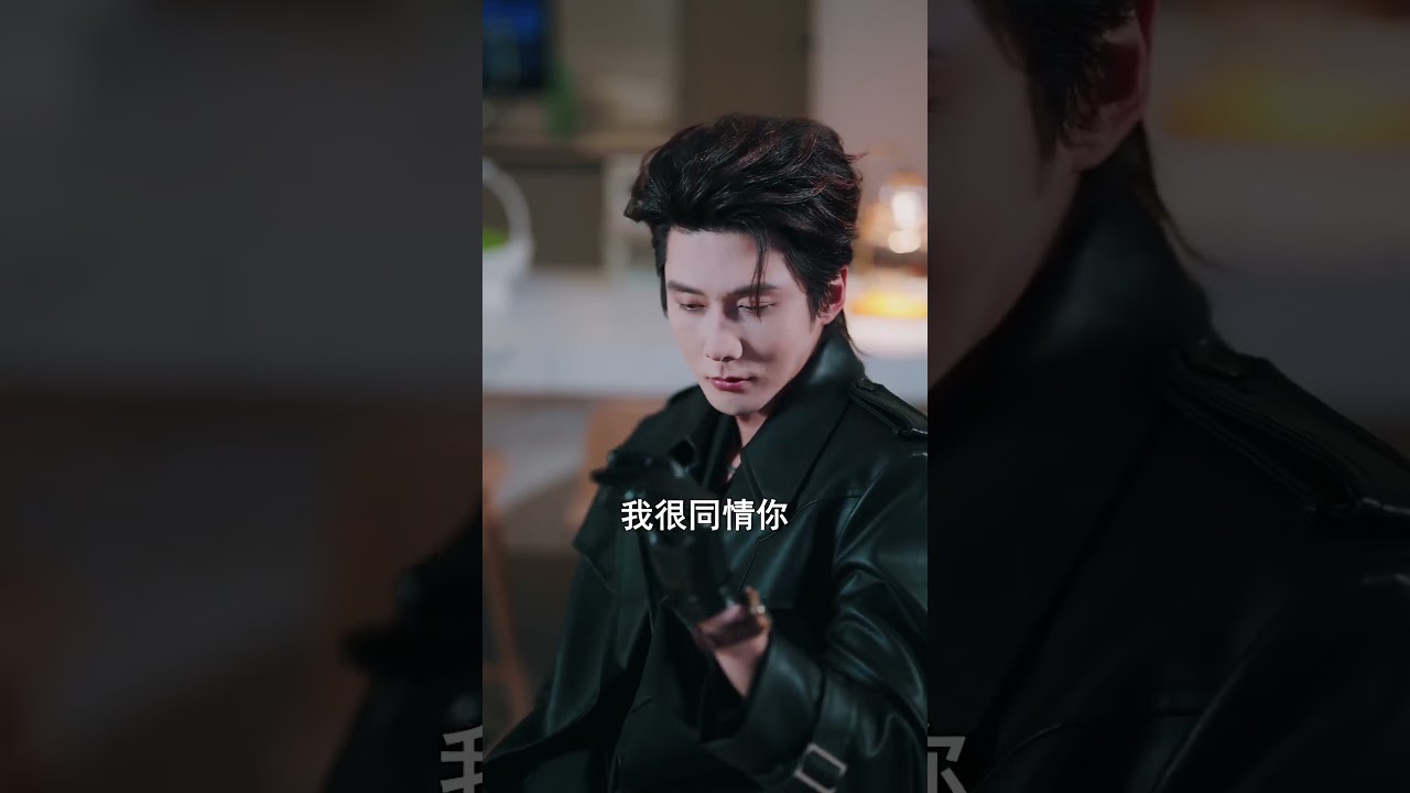 偷聽魔王心聲後，我被迫同居了