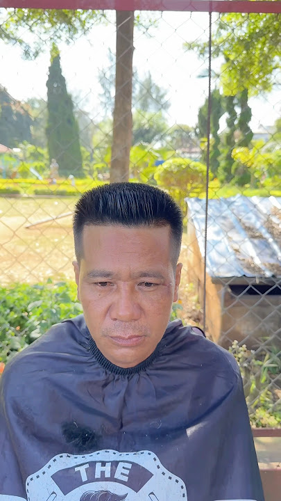 Flat Top haircut ✂️✂️ #barbernaylinaung #flattop #fyptiktok #barber #hairstyle #haircut #fyp