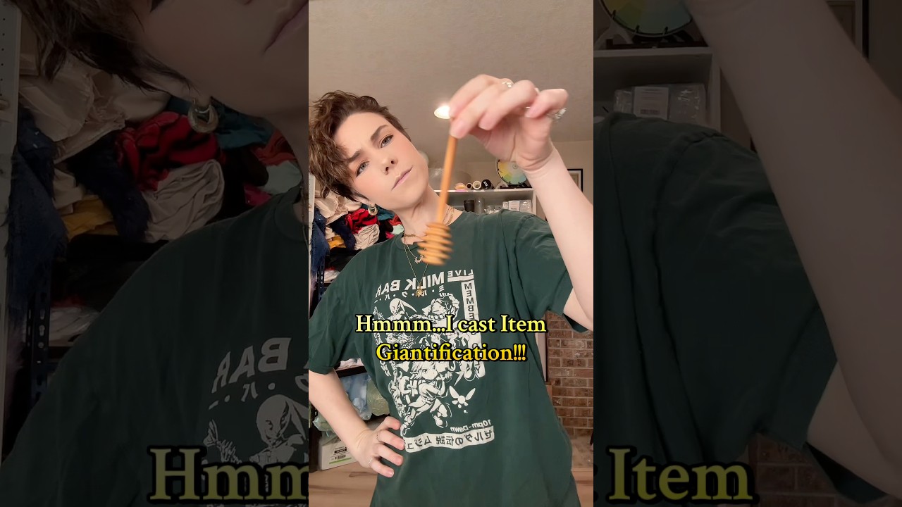 Giant honey dipper prop!
