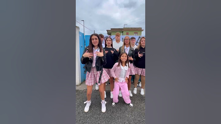 Ilary e Zia Nicole fanno nuovo balletto con tutti i nostri amici di scuola!  #stefanoeilary #shorts
