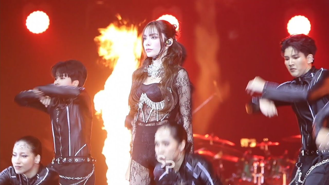 [Fancam] 170824 ฉ่ำ | Charlotte Austin #CharlottePossible2ndConcert