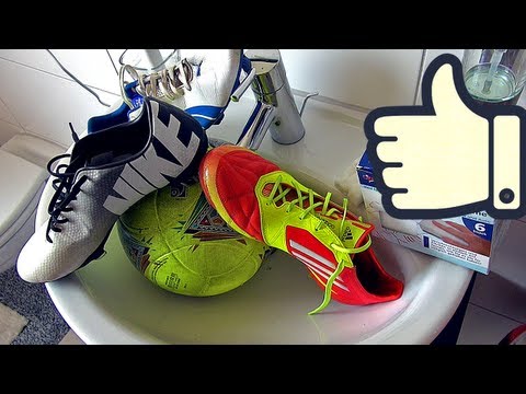 How To Clean Soccer Cleats & Footballs | Fußballschuhe reinigen by freekickerz