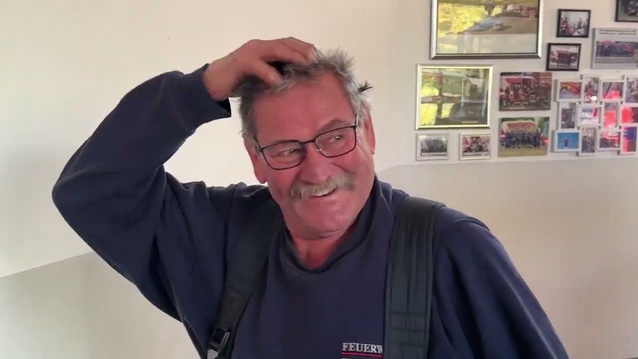 Historischer Löschzug rollt aus besonderem Anlass durch Wassenberg