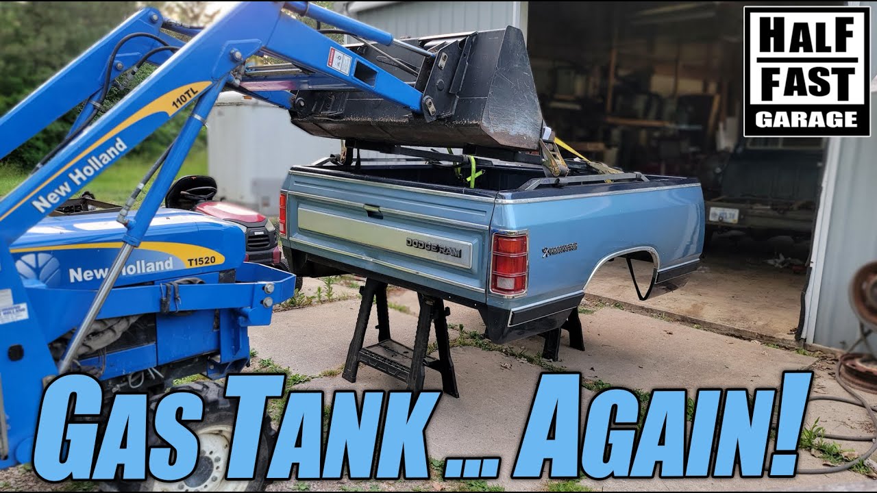 Dodge Ram 1984 года выпуска — потяните кузов, чтобы починить датчик уровня топлива в баке.