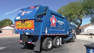 Republic Services - Peterbilt 520 Heil Durapack Python on Trash! (1728)