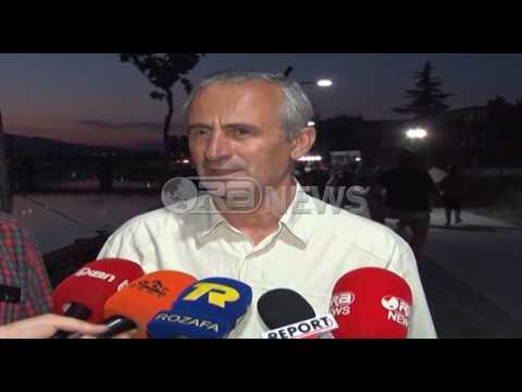 Video: Trekëmbësh Për Një Qendër Të Vëmendjes: Një Përmbledhje E Stendave Dhe Trekëmbëshave Për Dritat LED, Një Qëndrim I Bërë Vetë. Trekëmbësh Teleskopikë Të Dyshemesë 3 Metra Dhe Të Tje