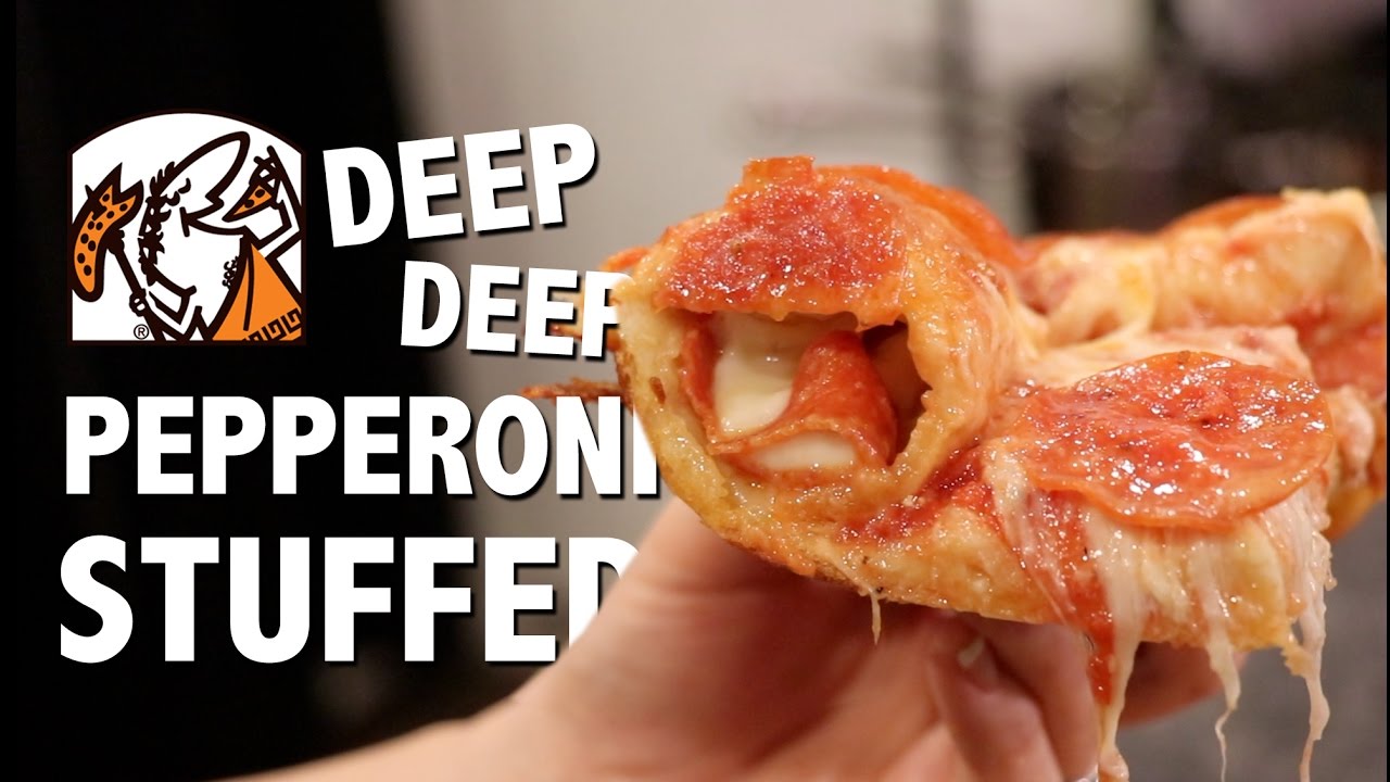 DEEP DEEP PEPPERONI STUFFED CRUST PIZZA | HellthyJunkFood