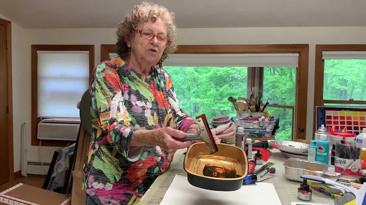 Using a Squeegee to Begin a Painting, Annette Mitc...