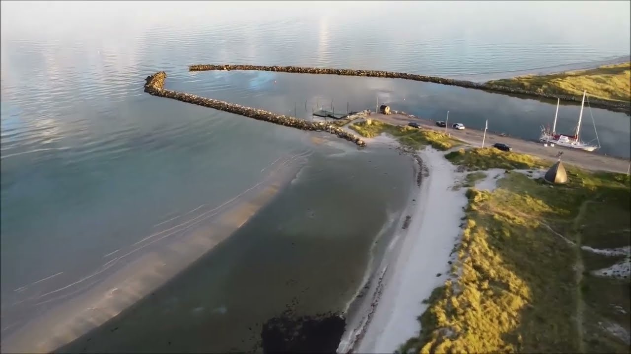 Hou Lystbådehavn og Camperplads. September 2024