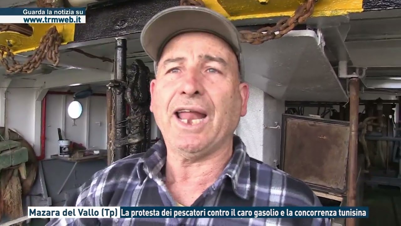 Mazara del Vallo (Tp) - La protesta dei pescatori contro il caro gasolio e la concorrenza tunisina