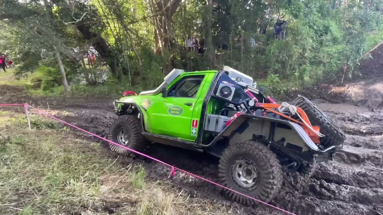 Gq Patrol Vs Gu Patrol - Winch Trucks - Carnage Offroad.