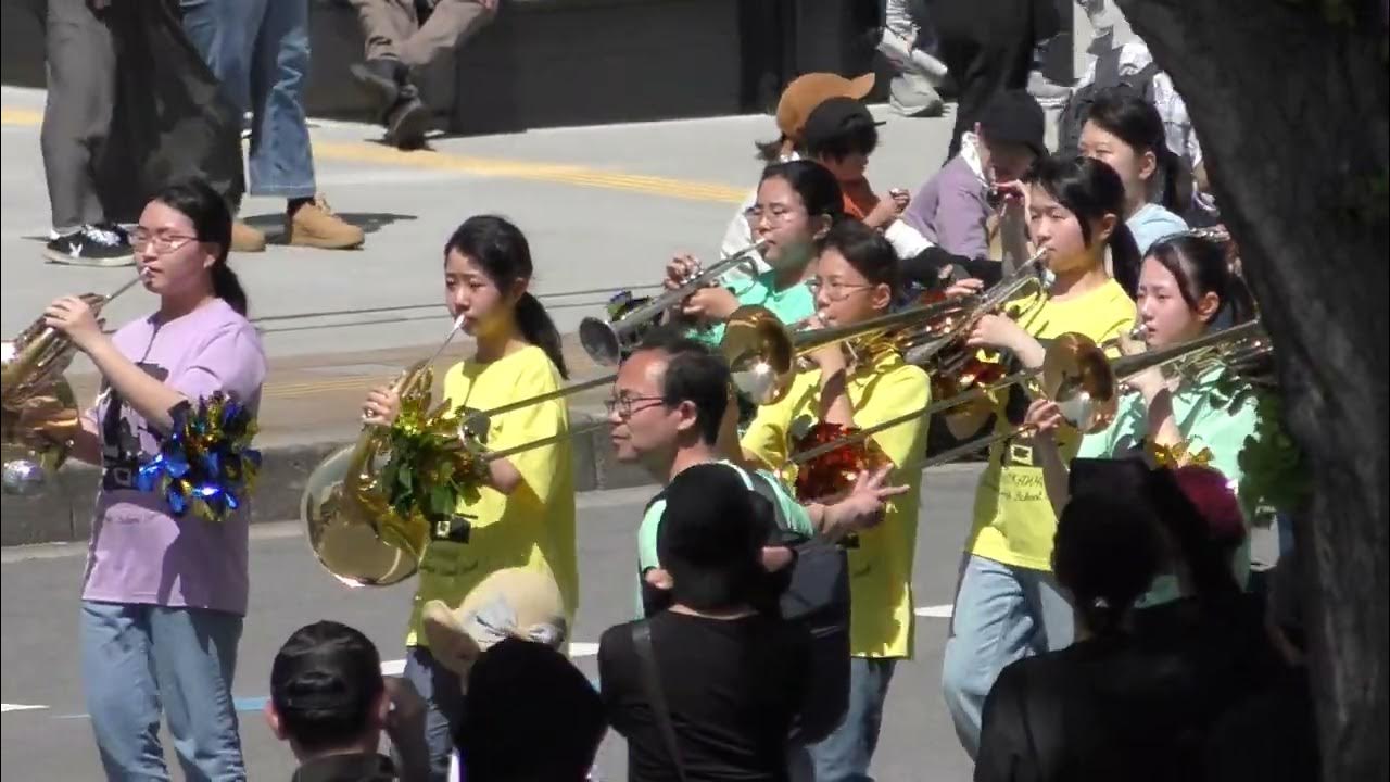 2024和歌山音楽大行進、子どもなかよしまつりのパレード(和歌山市立紀之川中学校吹奏楽部) YouTube