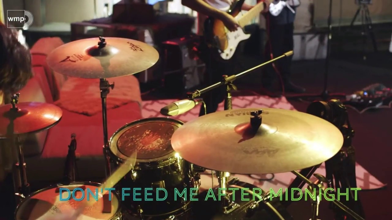 Hawaiian Gremlins - Don't feed me after midnight (live)