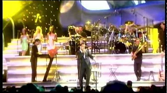 Luis Miguel - Sabor a mi, La gloria eres tu, Besame mucho (En vivo) Luis Miguel - Sabor a mi, La gloria eres tu, Besame mucho (En vivo)
