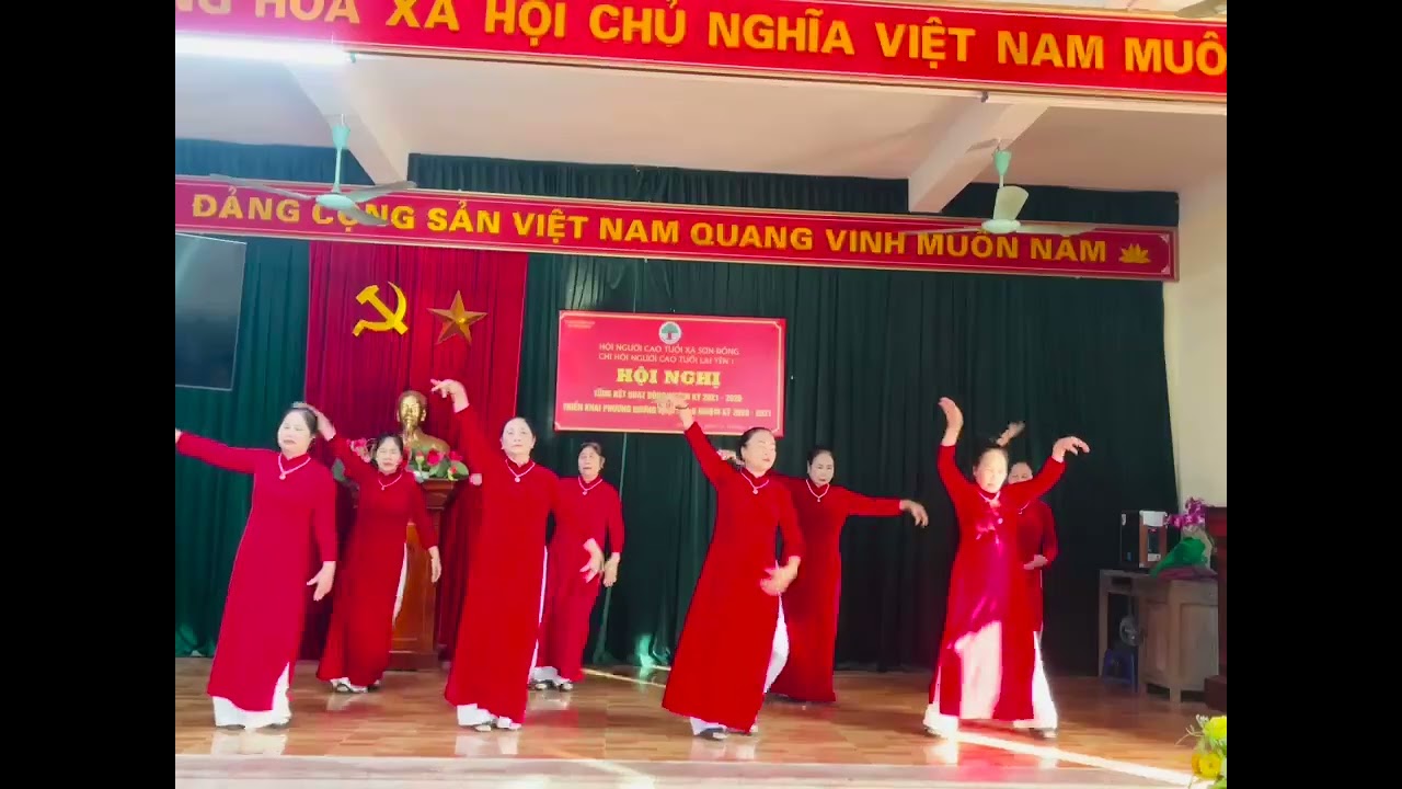 CLB Dưỡng sinh Thôn Lại Yên 1.Trình diễn tổng kết cuối nhiệm kì🥰