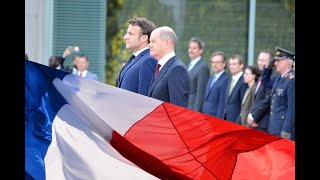 Honorary Battalion - France's President Macron - military honours