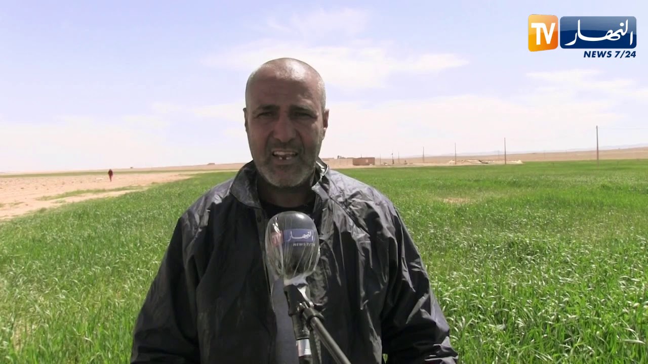 النعامة: فلاحو قرية 