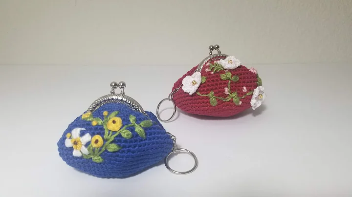 Upgrade your style with a cute crochet coin purse