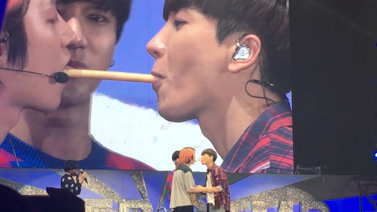 Super junior punishment TeukChul kiss 160319 