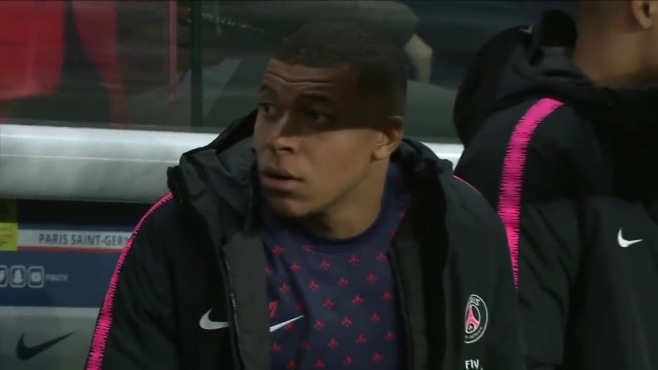 Kylian Mbappe Left Fuming By Choupo Moting's Shocking Blunder!!