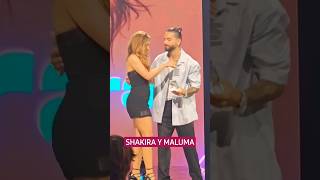 Shakira Recibe Premio De Maluma 