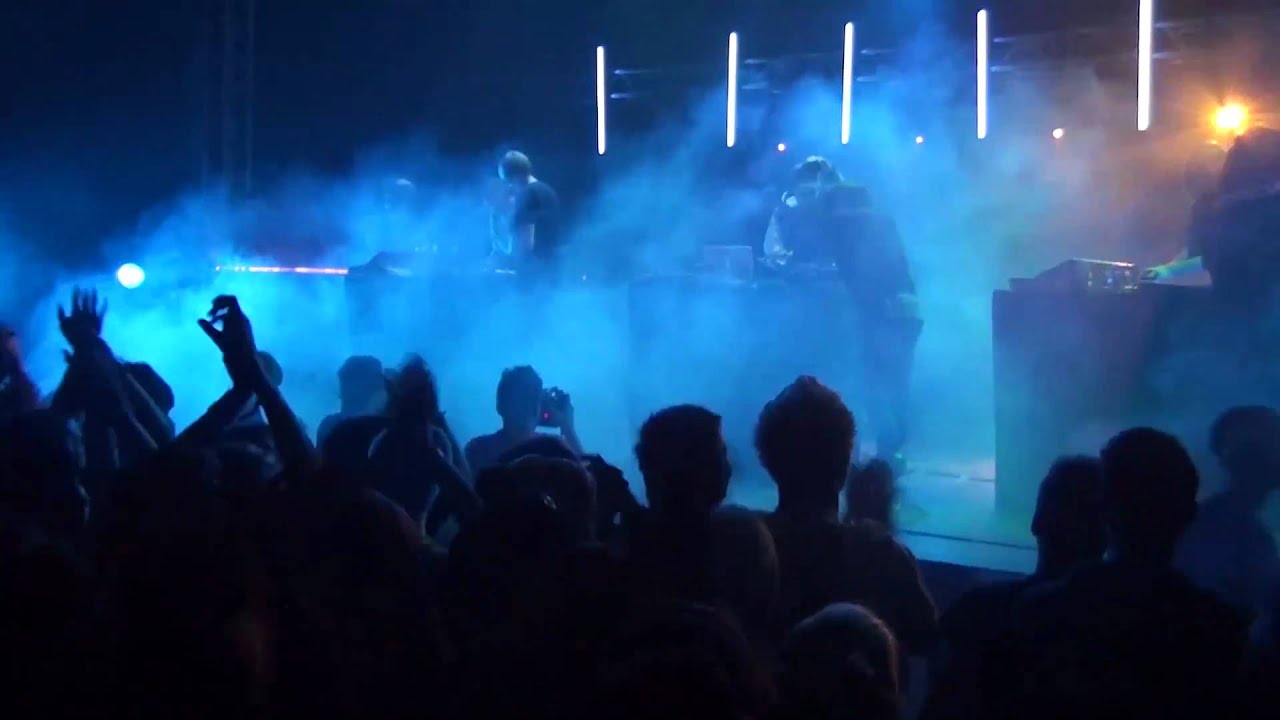 Slagsmålsklubben LIVE @ Dreamhack Winter 2010 (pt.1/5)