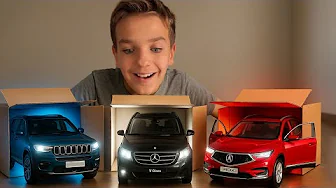 Mark unboxes 3 big 1:18 SUVs – Jeep, Mercedes V-Class & Acura RDX