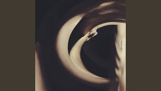 reveries feat. Caskets (feat. Caskets) - Siamese & Caskets