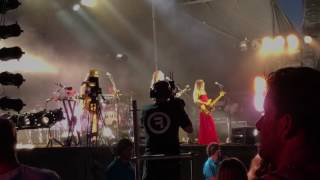 Give Me Just A Little of Your Love by Haim @ Austin City Limits Festival ACL 2016 on 10/2/16