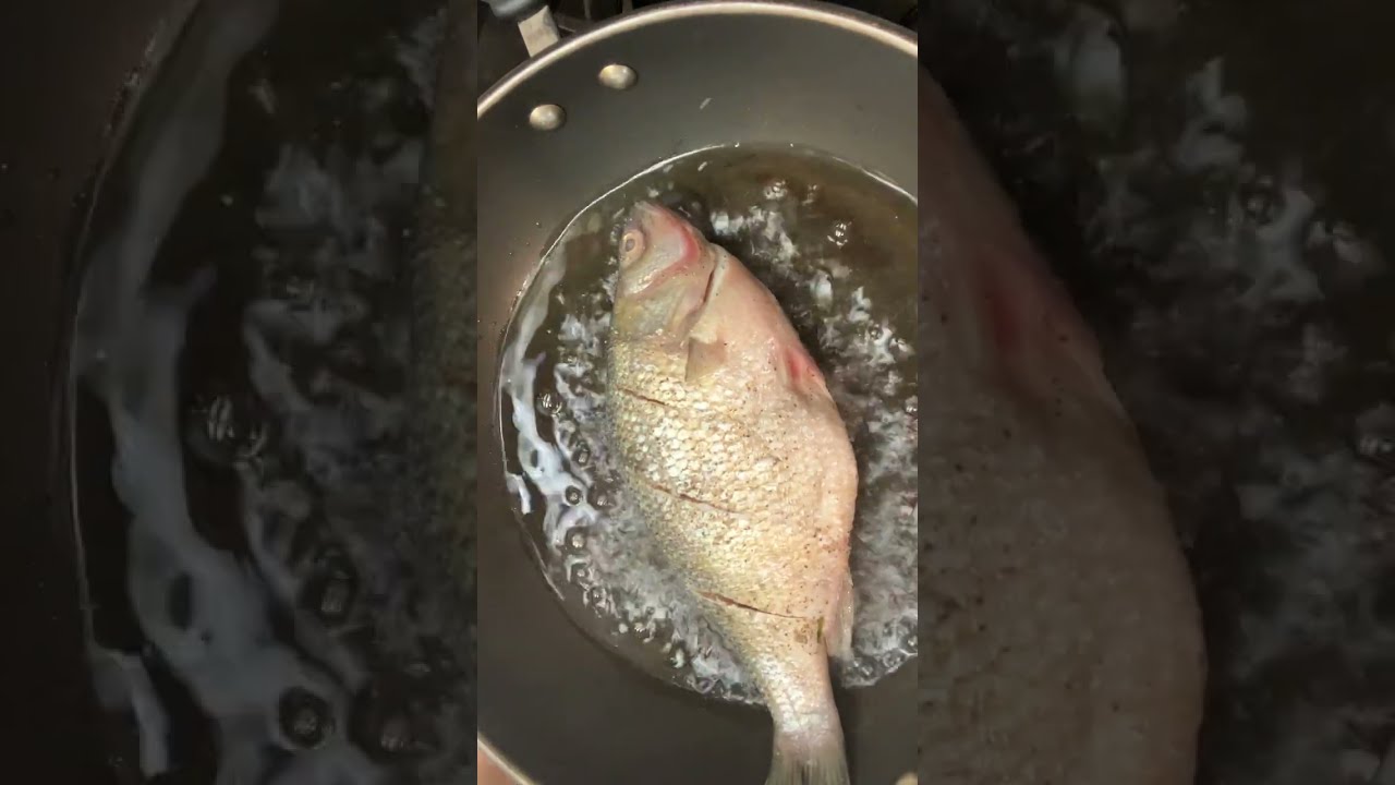 Avoid oil splatter when frying. 