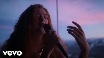 Red Moon - Dissolve (Session)