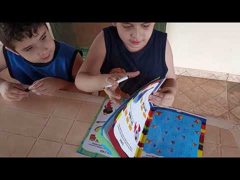 Fazendo atividades livro 3 palavrinhas escreve e apaga